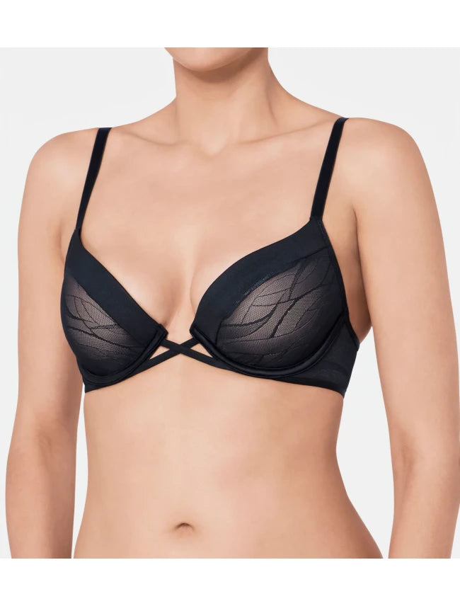Triumph Airy Sensation WHU push-up bra with shaping effect