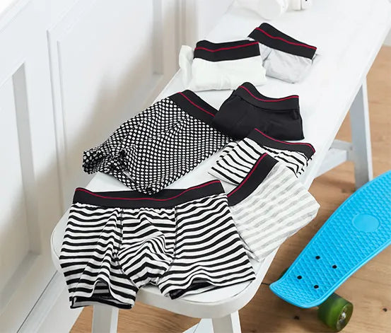 Комплект памучни слипове за момче 7 броя, разноцветни, 158/164