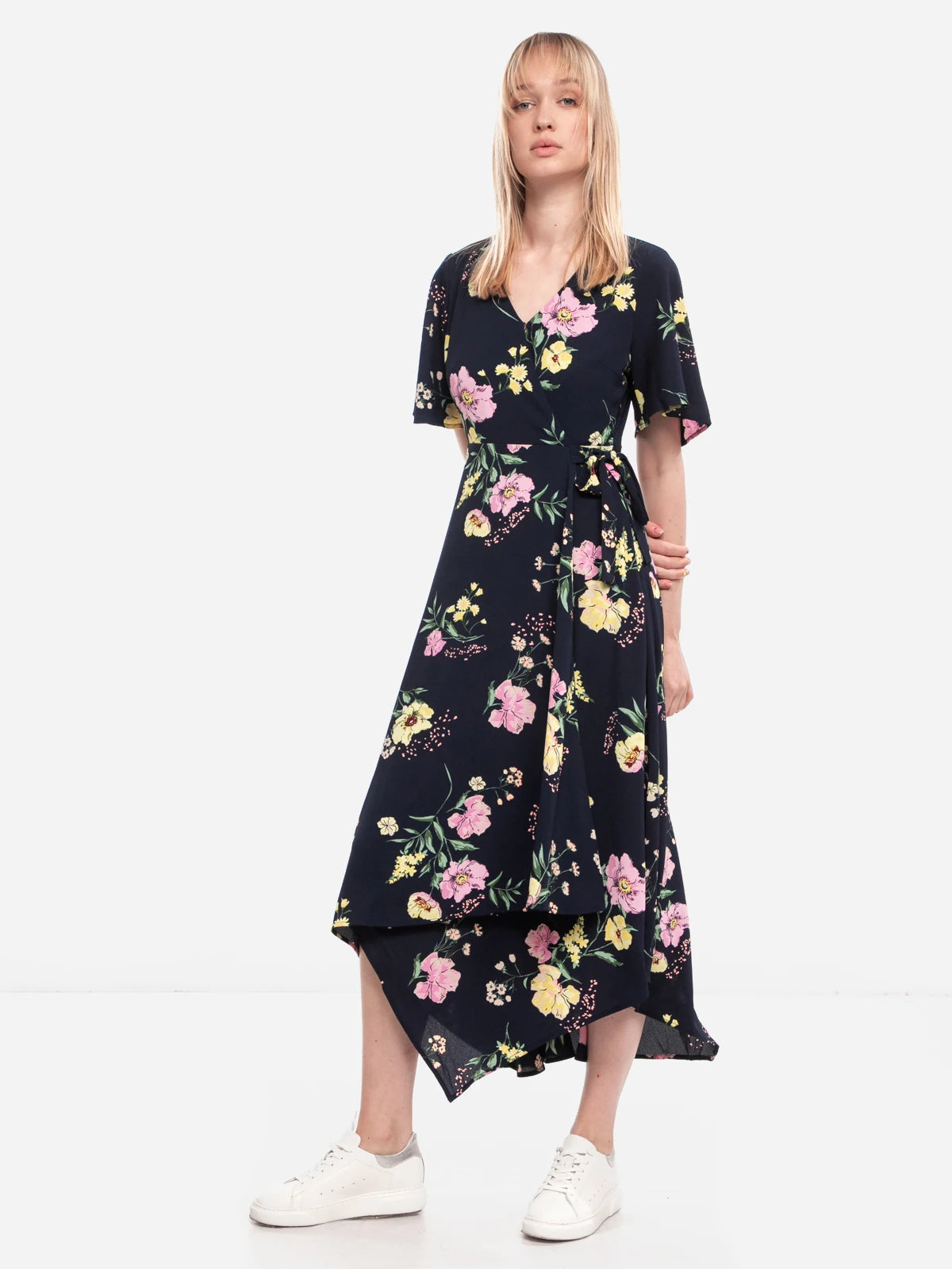 TOM TAILOR Women's airy summer dress with short sleeves, dark blue with floral print