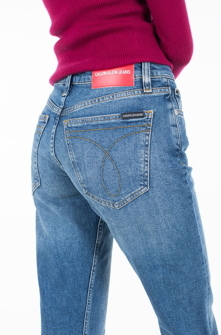 Calvin Klein Jeans Women's Jeans – CKJ 061 Mid Rise Boyfriend