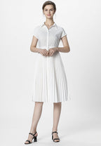 Apart Women's sporty-elegant pleated dress, white