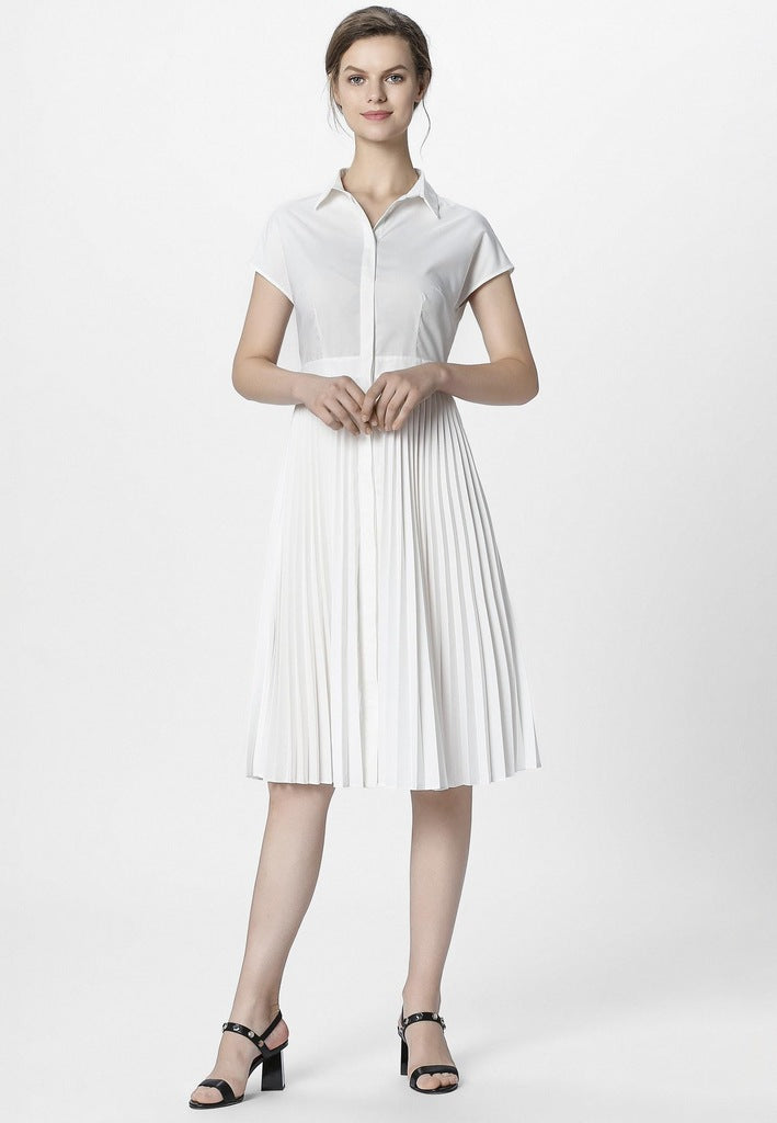 Apart Women's sporty-elegant pleated dress, white