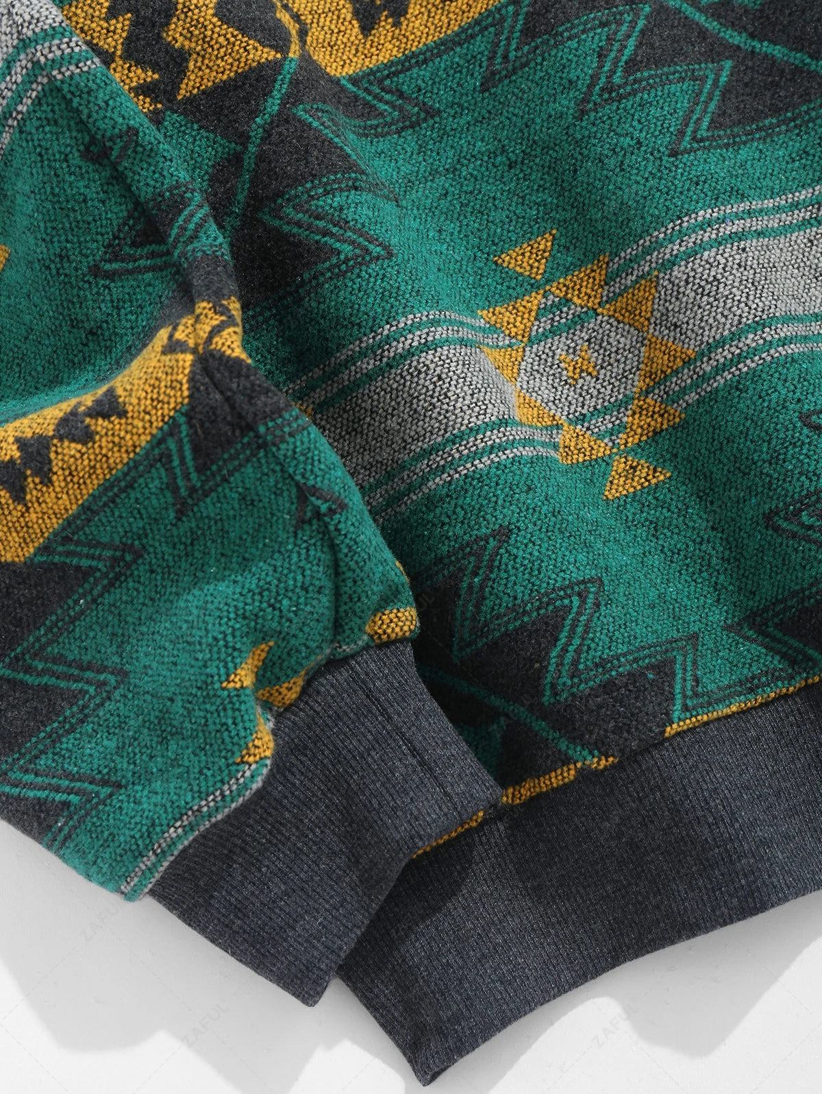 ZAFUL Мъжки зимен пуловер с етно мотиви