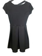 Women's knitted open-back dress, black