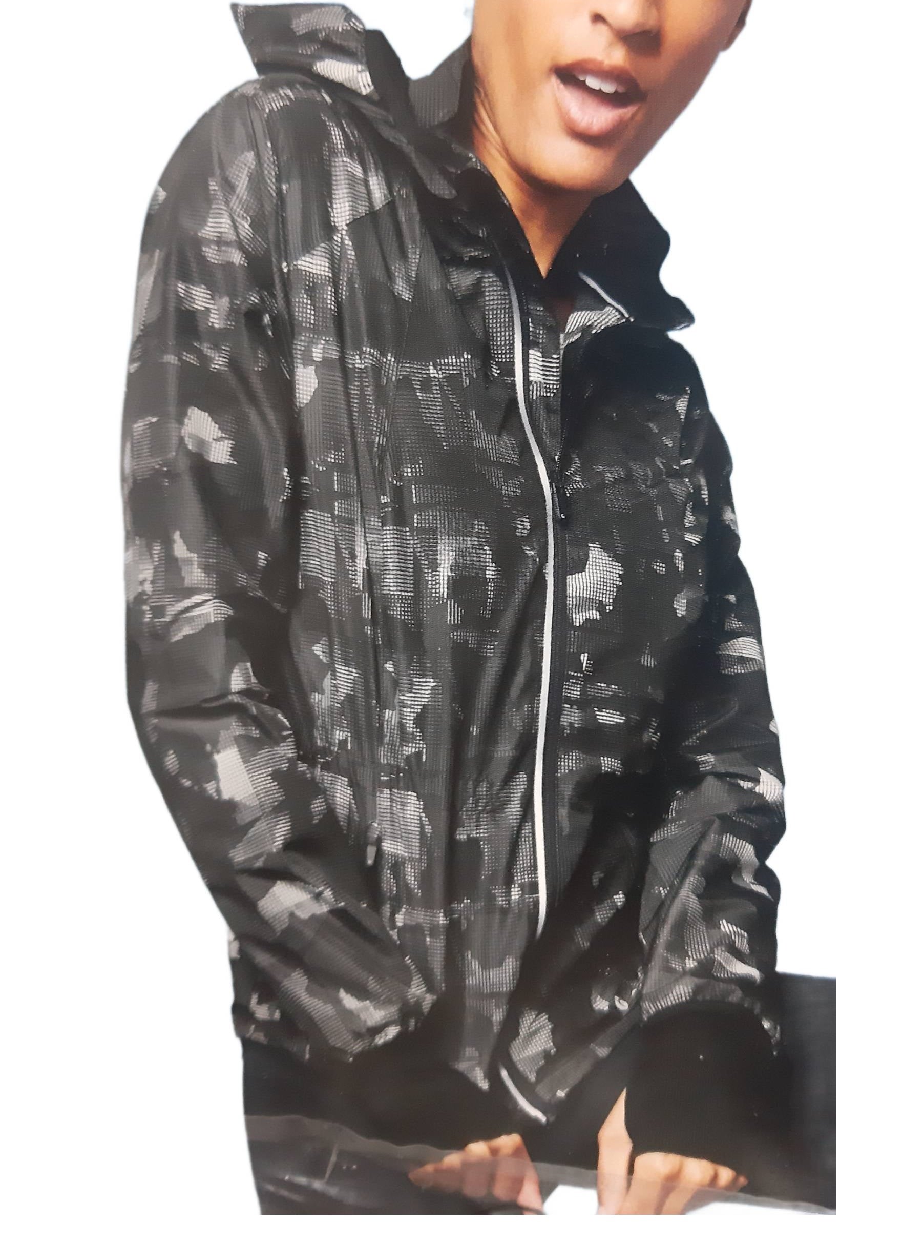 Дамско ветроустойчиво яке за бягане