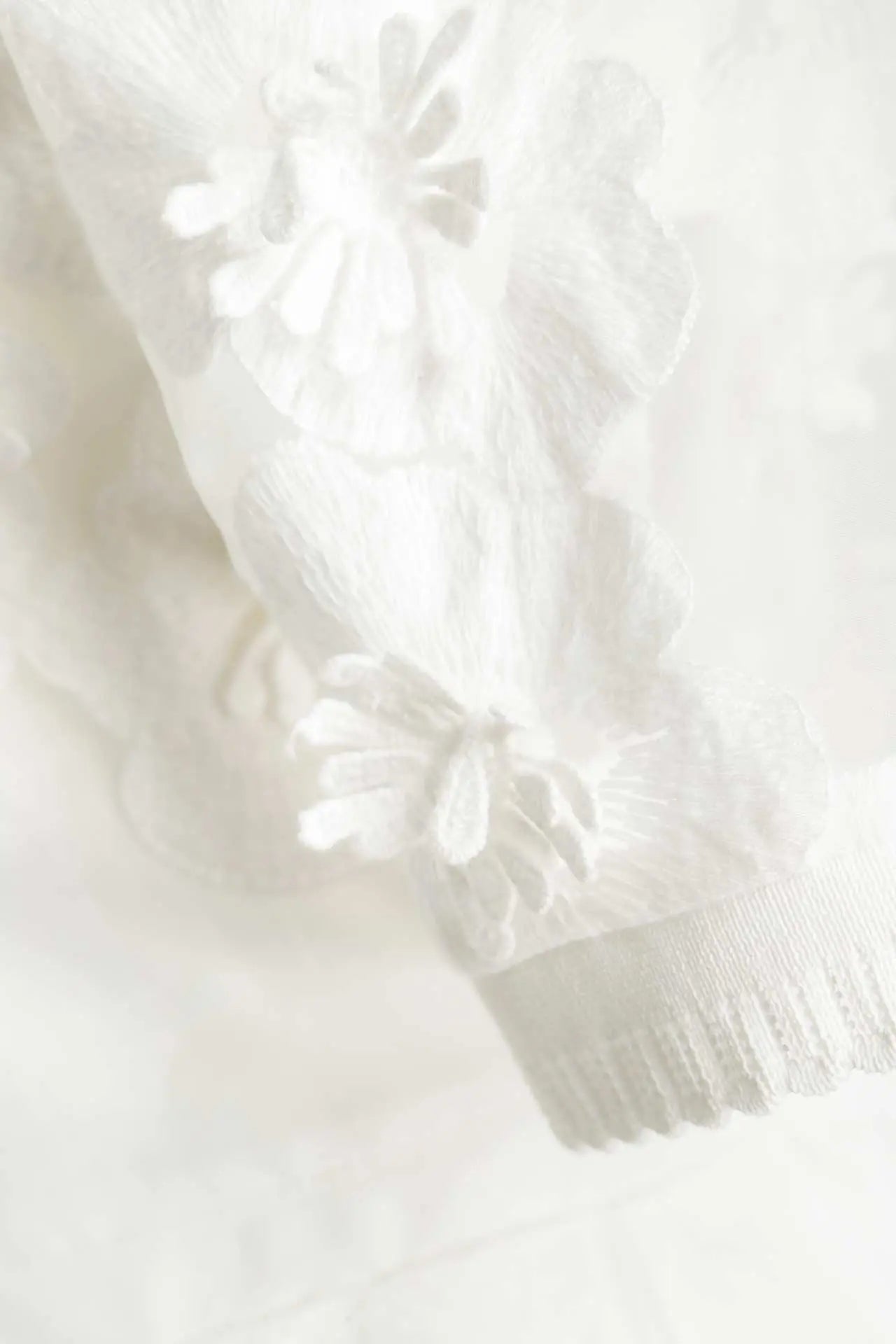 Apart Formal lace dress with short sleeves, white