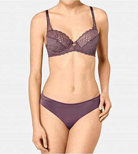 Сутиен с банели и изискана дантела Triumph Amourette Spotlight W X