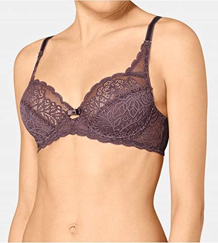 Сутиен с банели и изискана дантела Triumph Amourette Spotlight W X