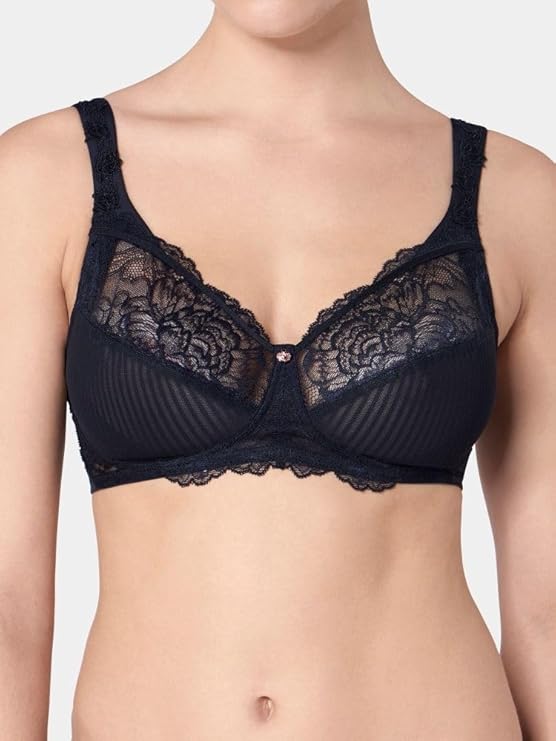 Сутиен без банели с дантела Triumph Peony Florale N