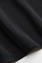 Lacoste Топ с презрамки и триъгълно деколте, черен