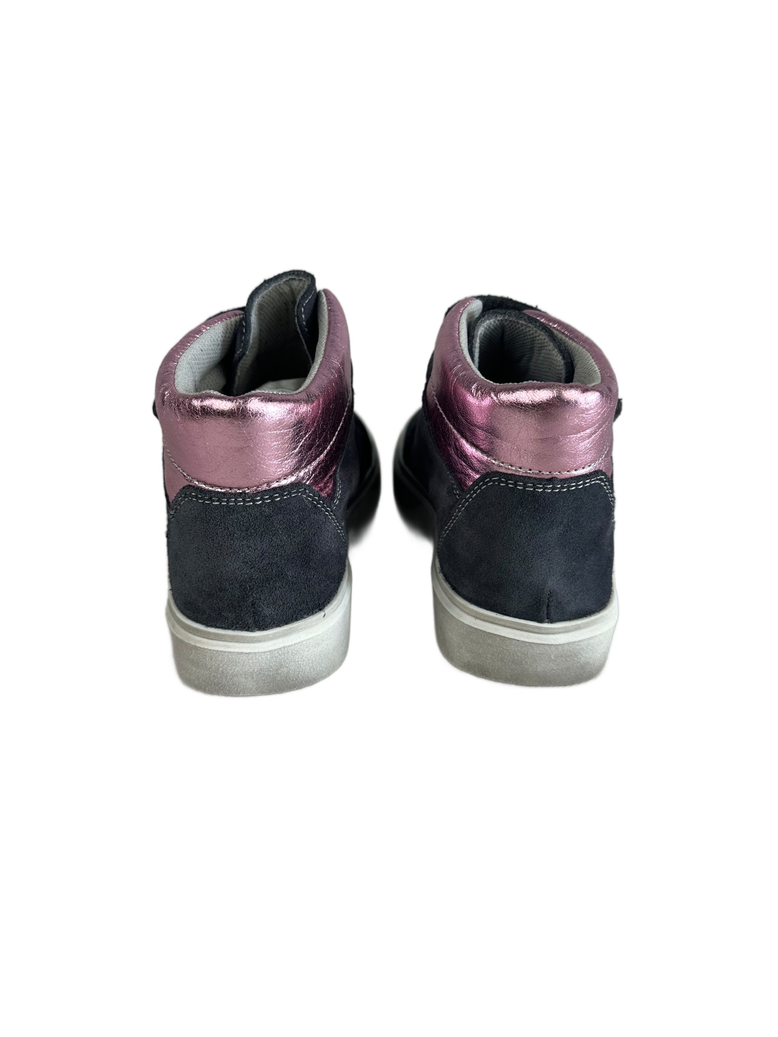 Children's shoes made of genuine leather with LED lights Richter