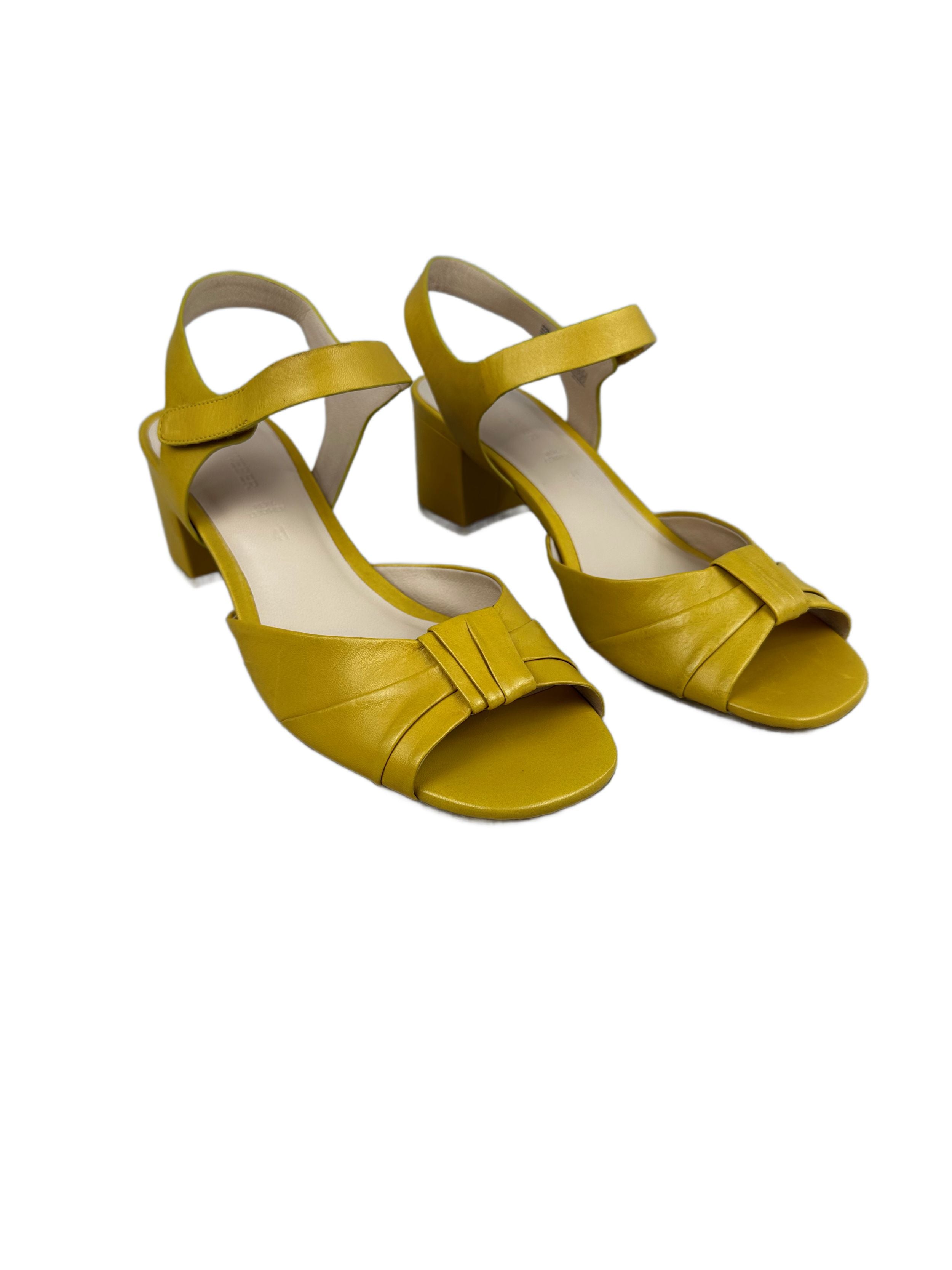 Gerry Weber women's sandals, yellow