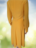 Ivy &amp; Oak Elegant women's dress in yellow 