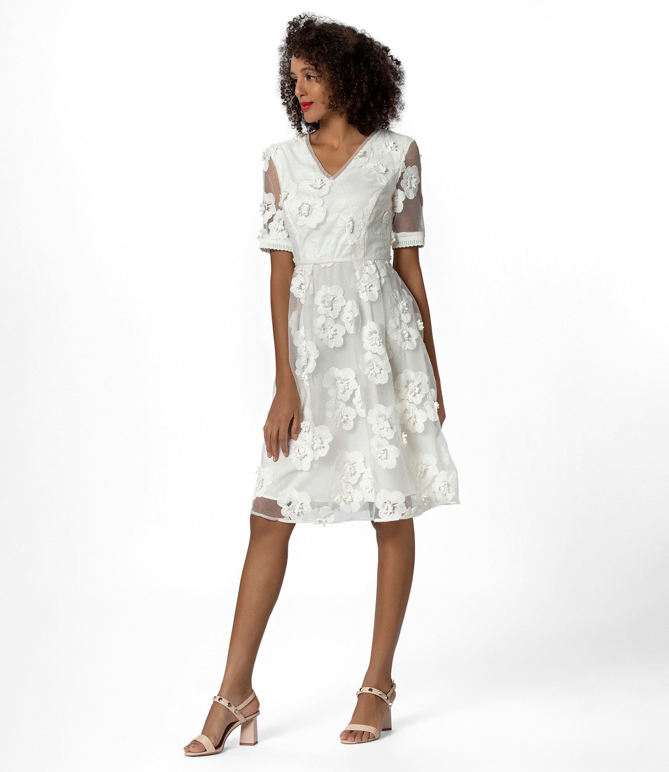 Apart Formal lace dress with short sleeves, white