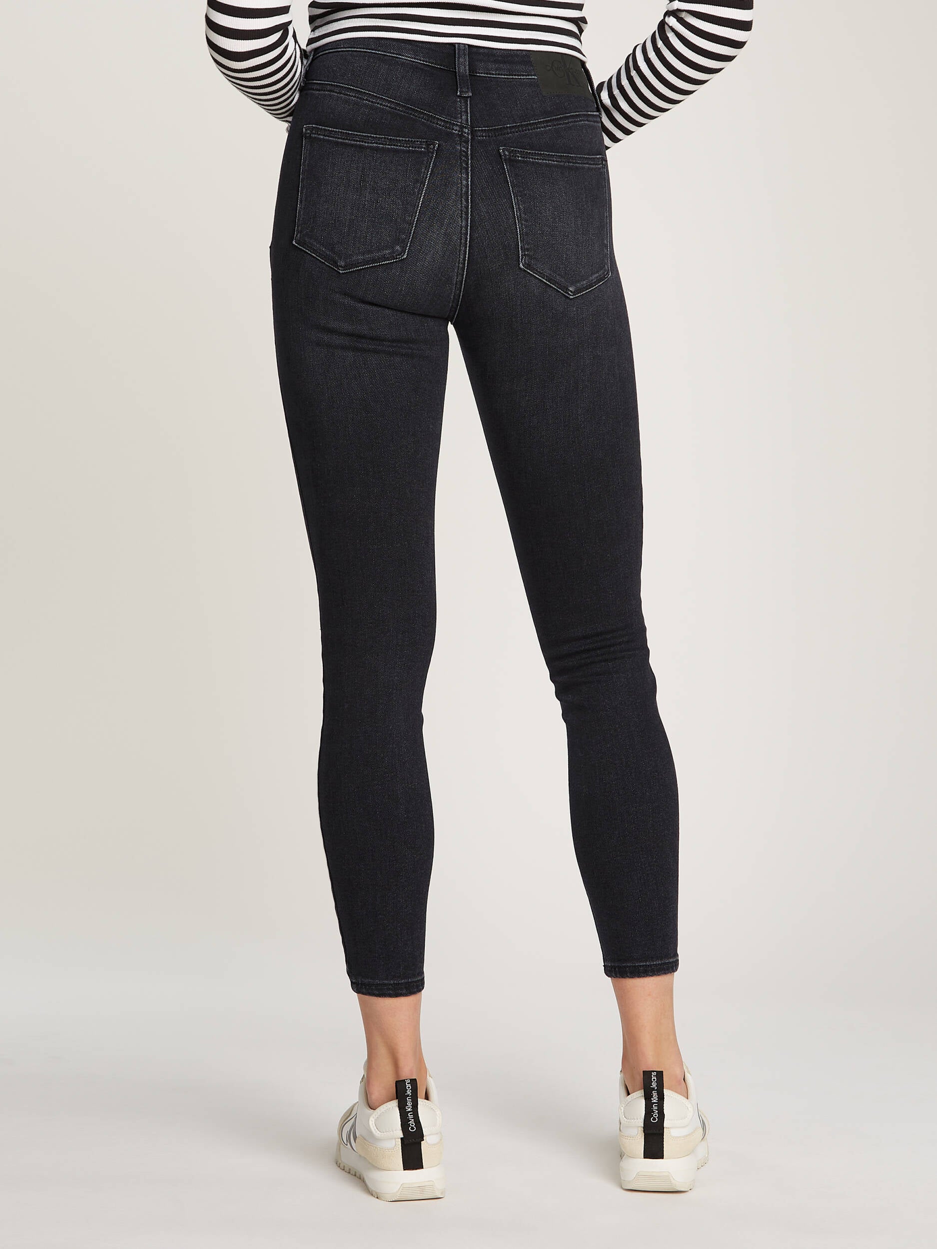 Calvin Klein Kids Jeans – Mid Rise Super Skinny Jeans, black