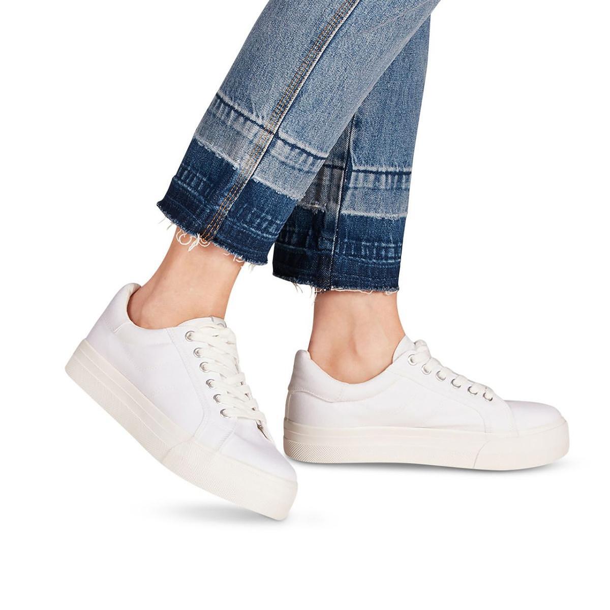 Women's solid-color sports shoes Tamaris, white