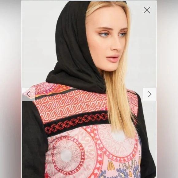 Desigual women's hooded jacket in multi-colored patterns 