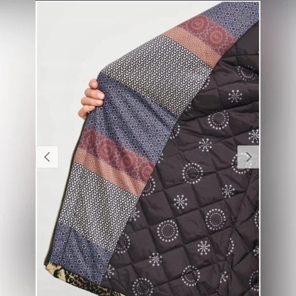 Desigual women's hooded jacket in multi-colored patterns 