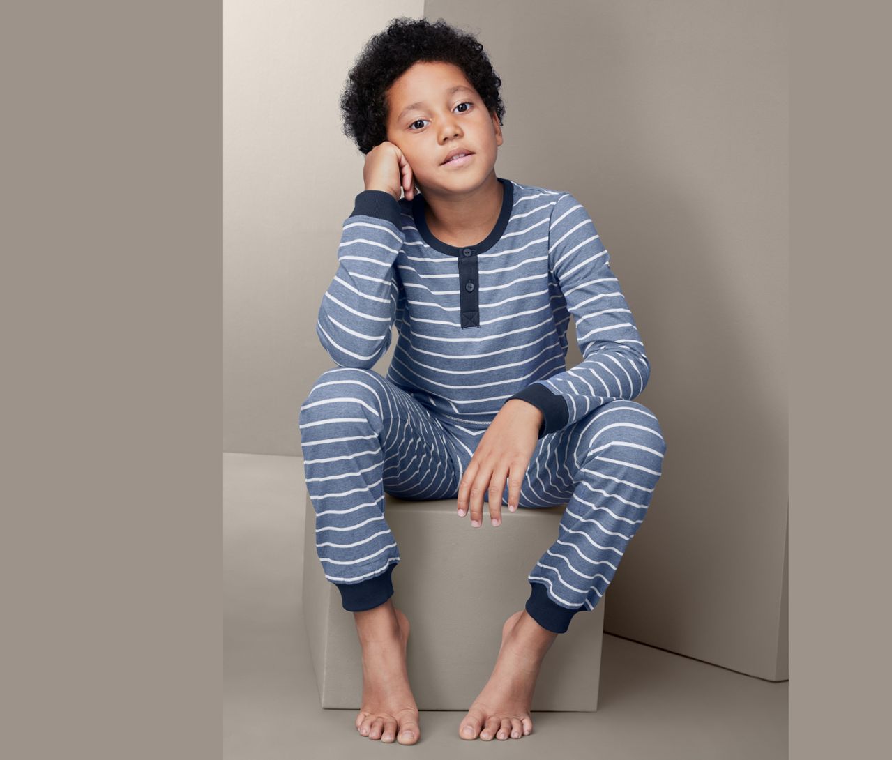Children's cotton pajamas for boys, blue and white stripes