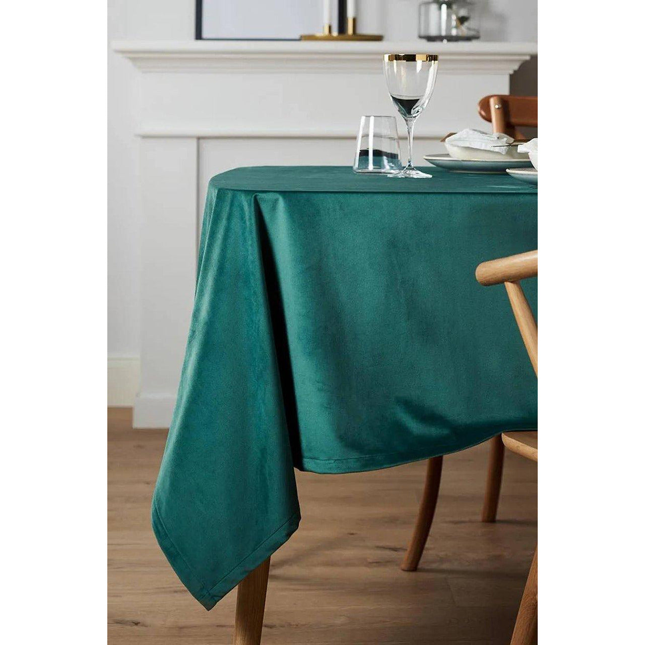 Velvet tablecloth, petrol green 150 x 275 cm