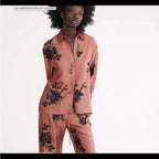 NNWM Women's long-sleeved shirt, beige with flowers