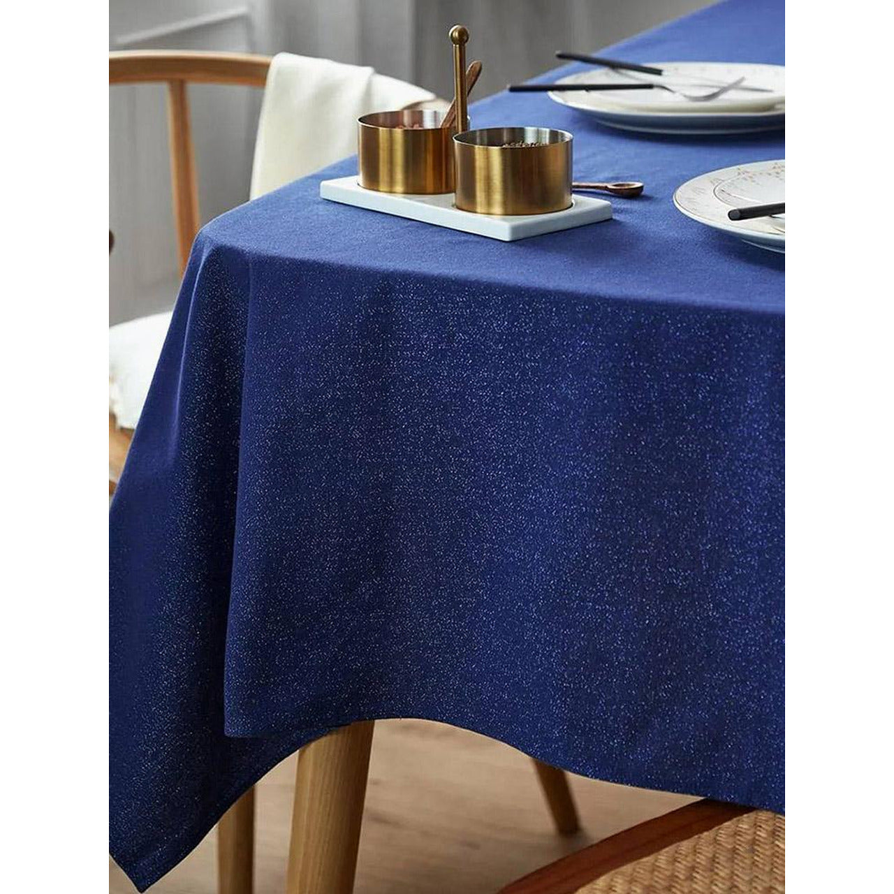 Памучна покривка за маса 150 x 275 см, тъмно синя с блестяща нишка