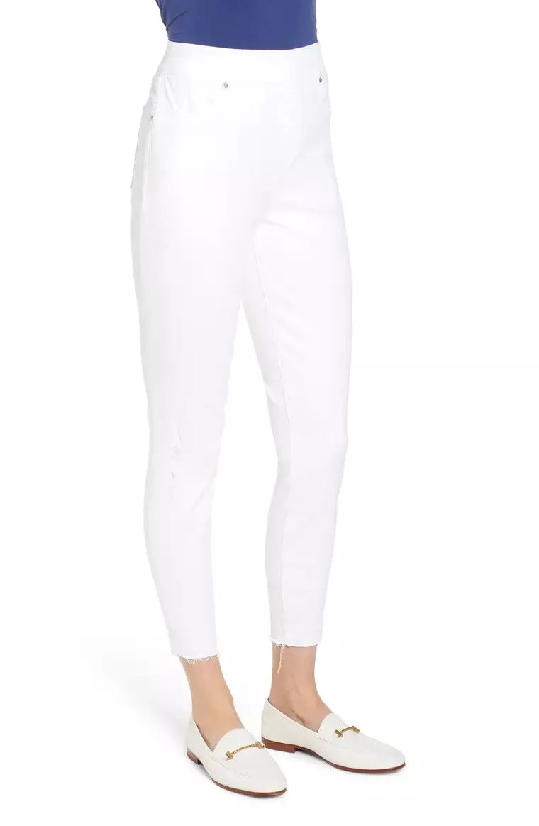 Women's white Spanx Distressed Skinny jeans with shaping effect