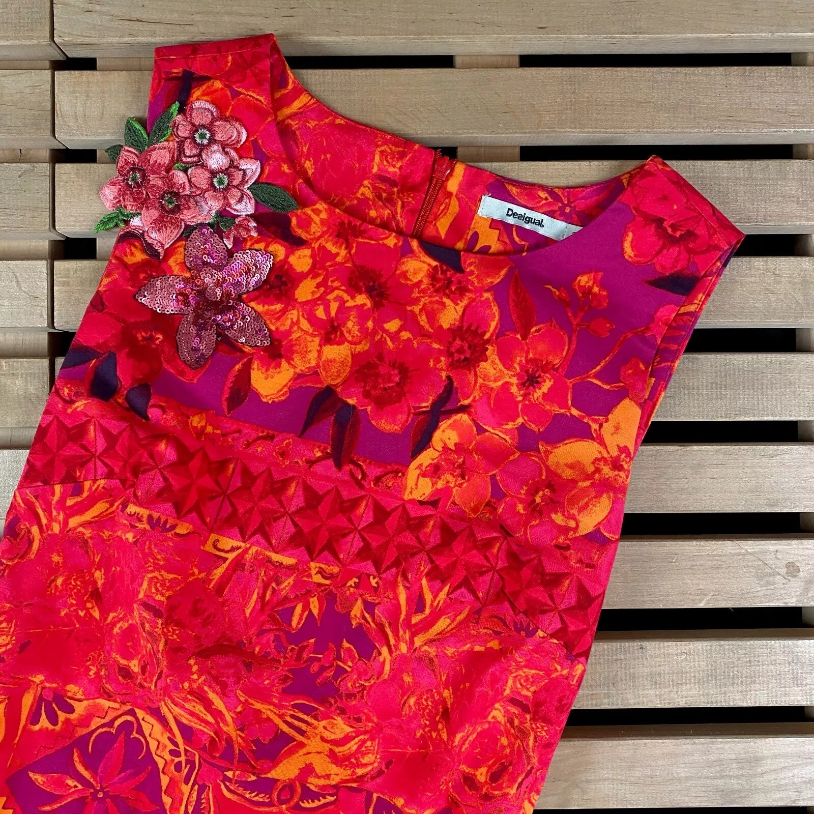 Desigual Women's short cotton dress Ignacio, red with floral print