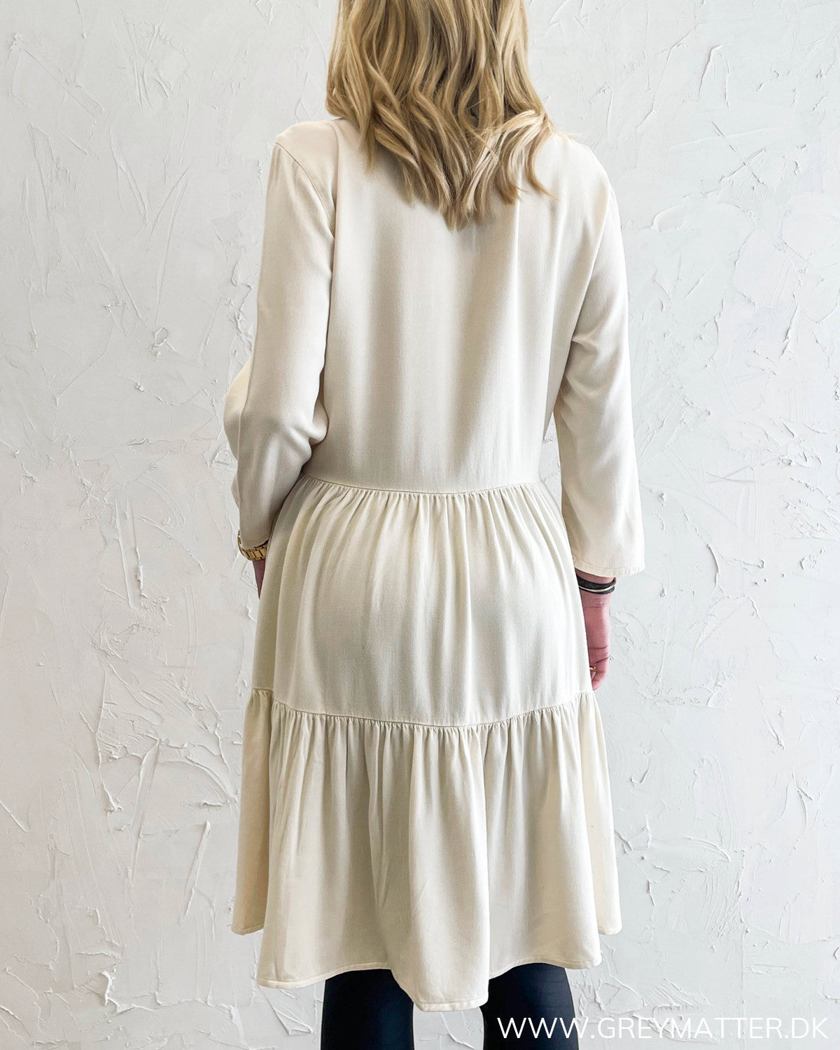 Vila Sand-colored dress with ruffles