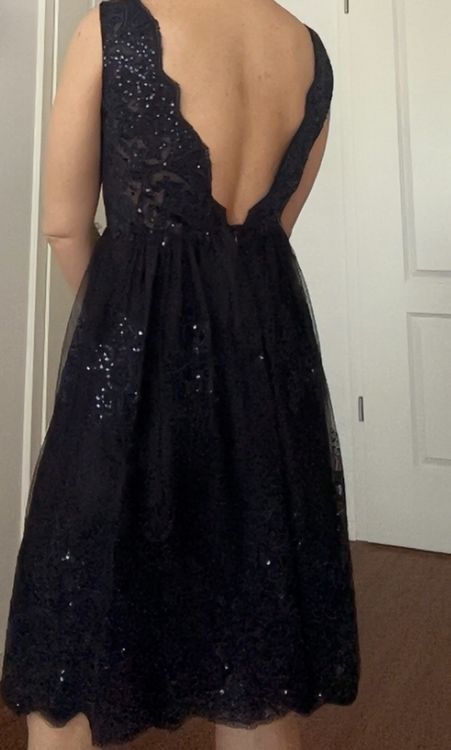 Vera Mont Elegant evening dress with lace, dark blue